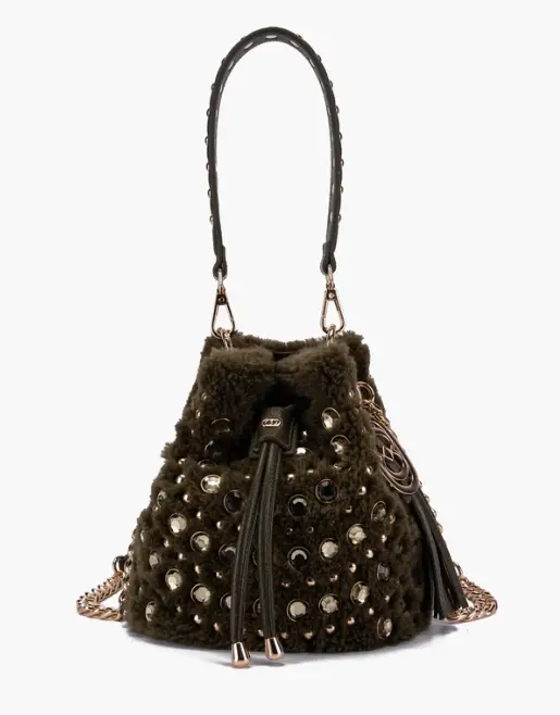 Bucket bag Andromeda la Carrie
