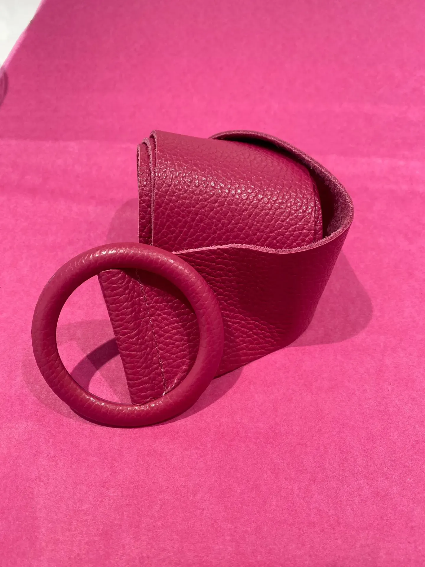 Ceinture large en cuir 110cm (Fushia)