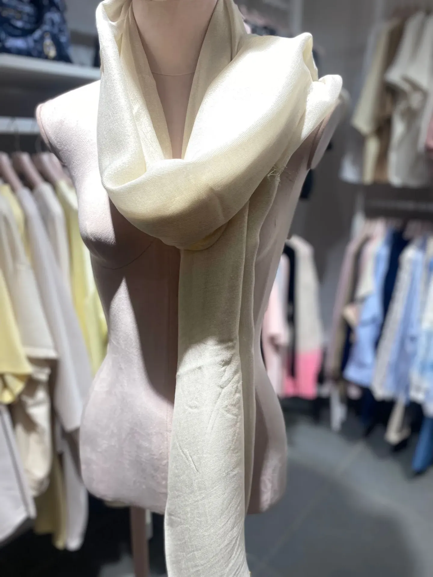 Echarpe dorée 100% Viscose