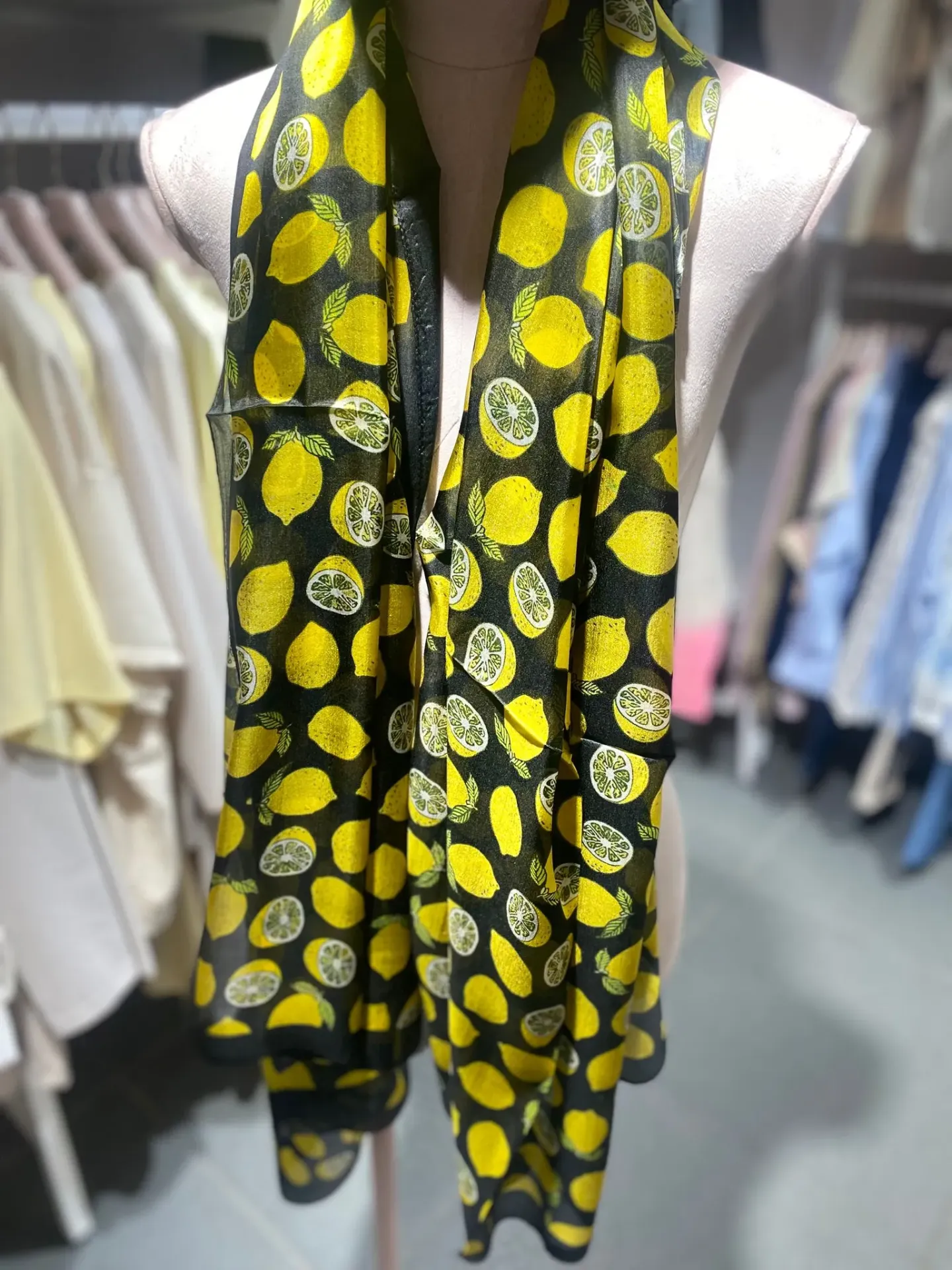 Foulard citron 🍋 100% Soie