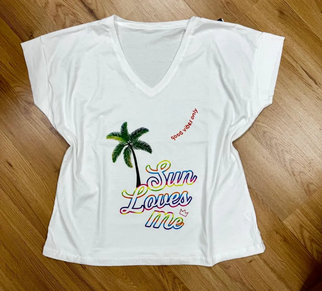 Tshirt Sun Loves Me- TU