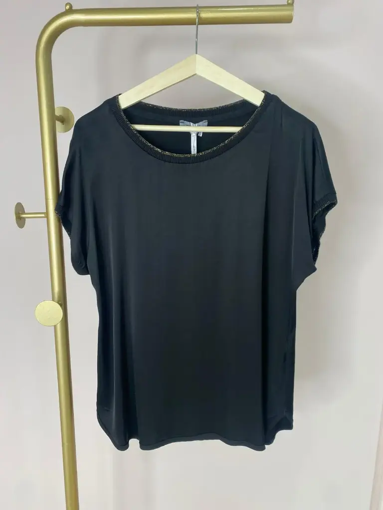 Blouse  satinée courtes manches 