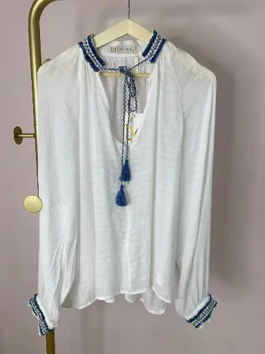 Blouse avec décors col et poignets