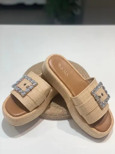 Sandales compensées, boucle carrée