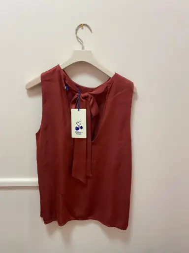 Top satin Noeud